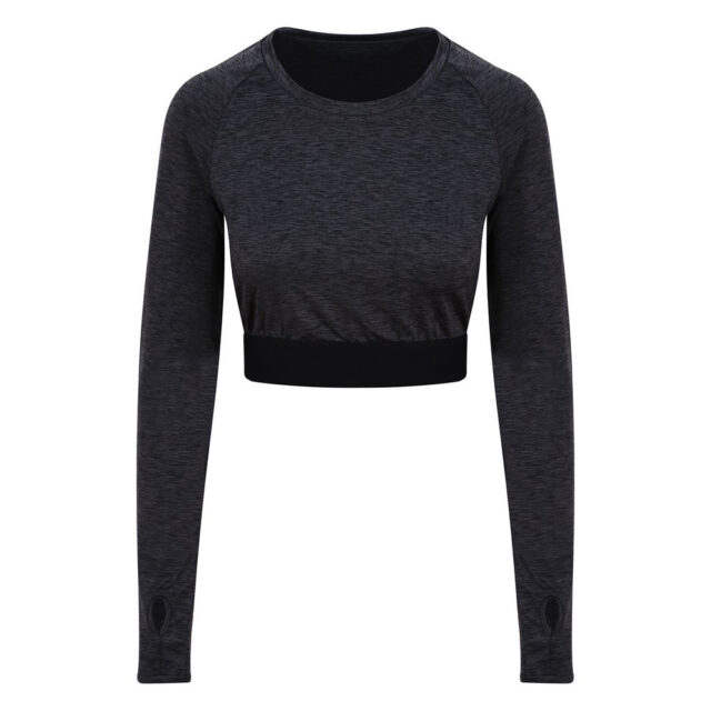 Girlie long-sleeve crop T