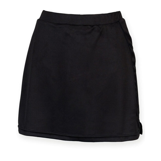 Women’s skort with wicking finish