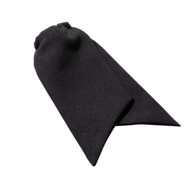 Women’s clip-on cravat